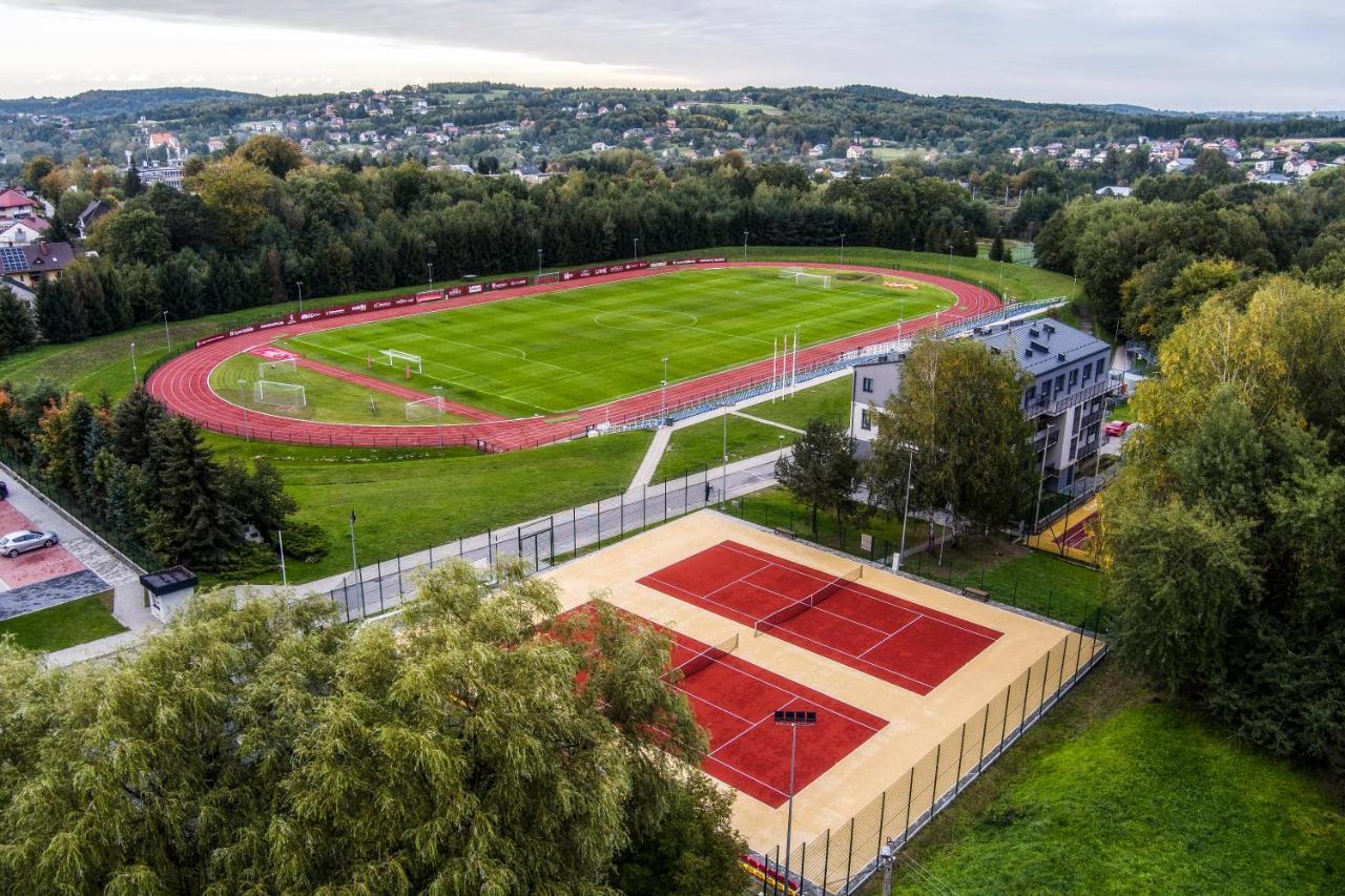 Хостел Pawilon Sportowo Turystyczny Kalwarianka Кальвария-Зебжидовская Экстерьер фото